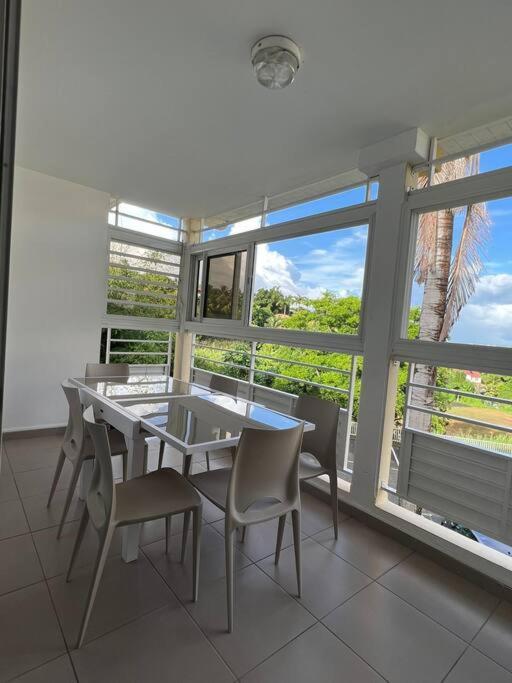 Appartement F4 Petit Bourg Luaran gambar
